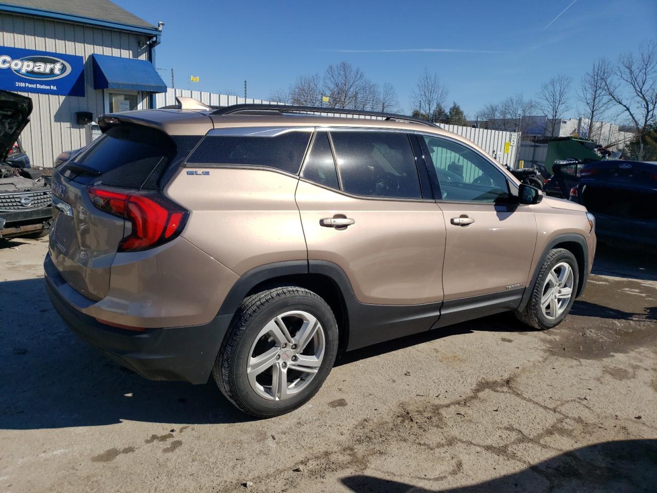 2018 GMC TERRAIN SL - Image 3