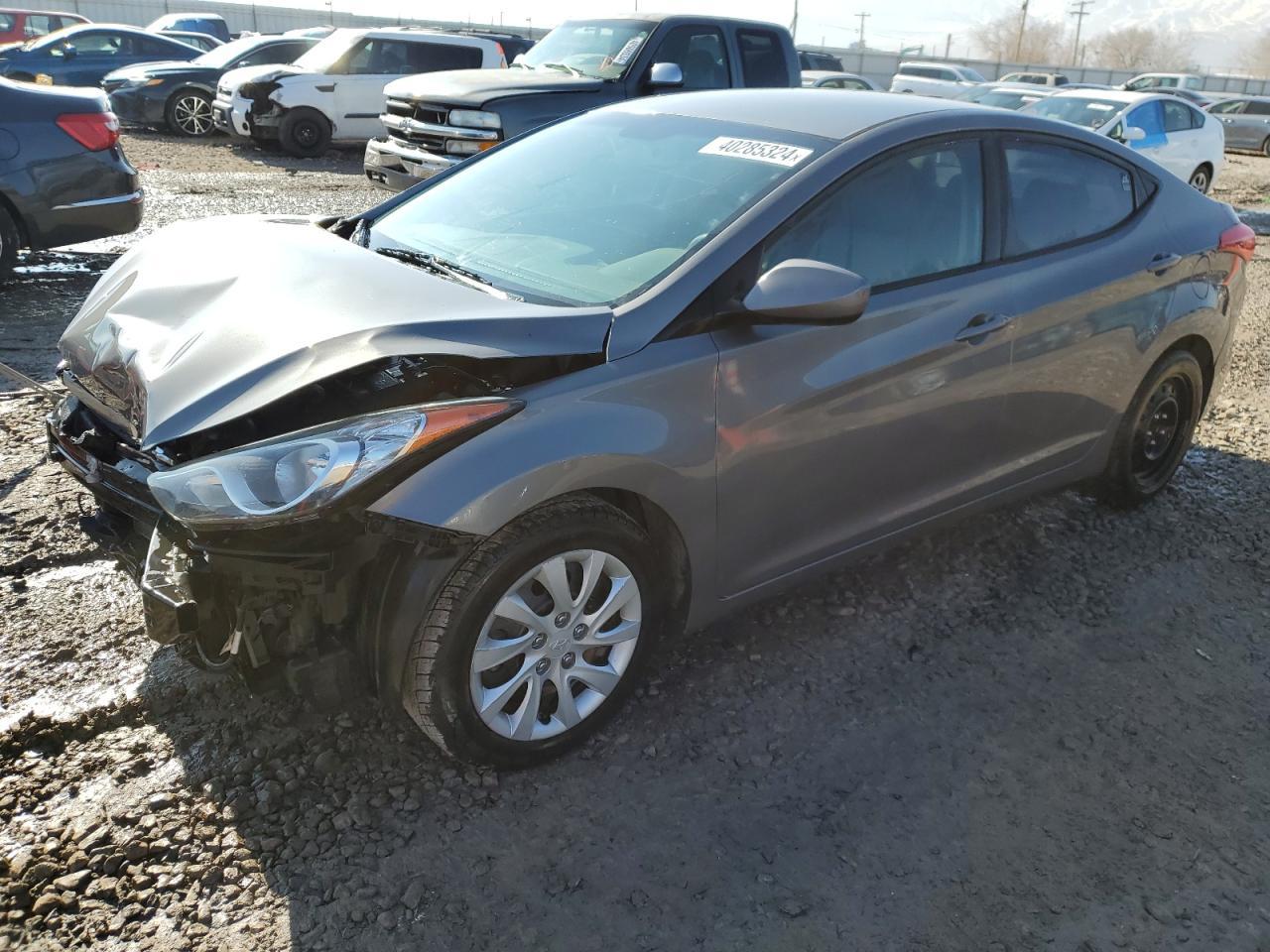 2013 HYUNDAI ELANTRA GL