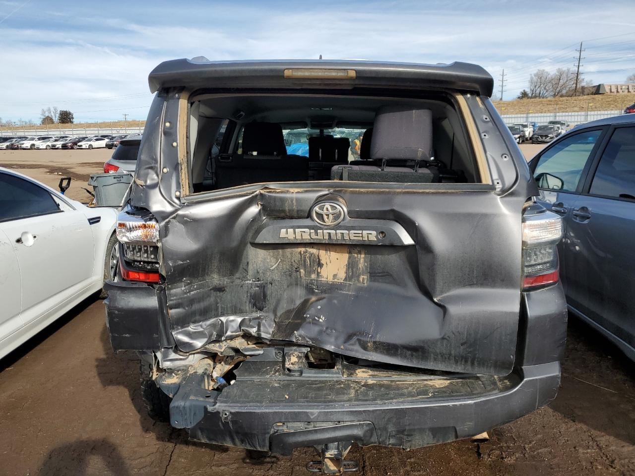 2017 TOYOTA 4RUNNER SR - Image 6