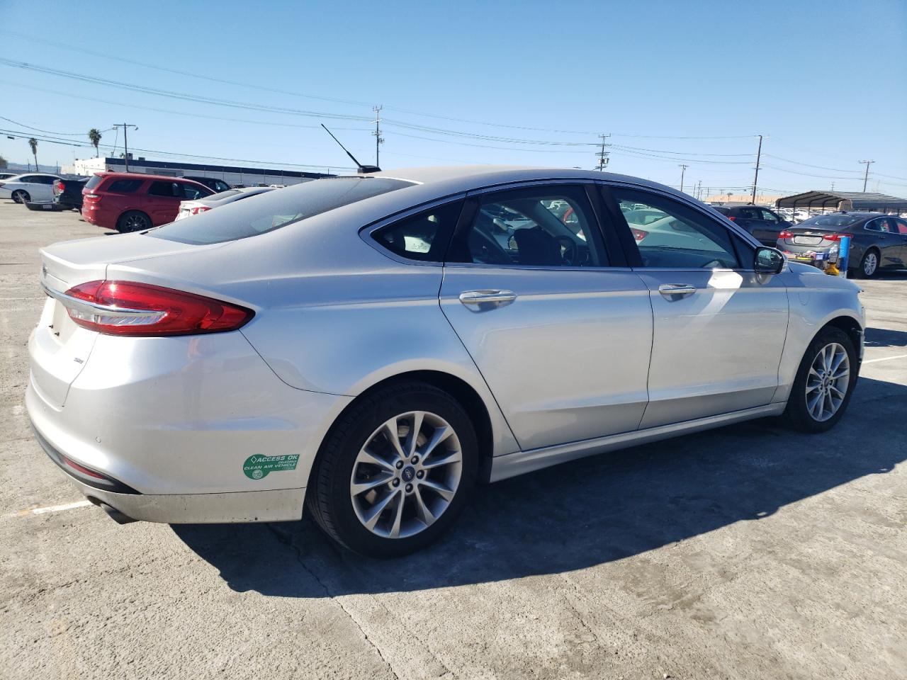 2017 FORD FUSION SE - Фото 3