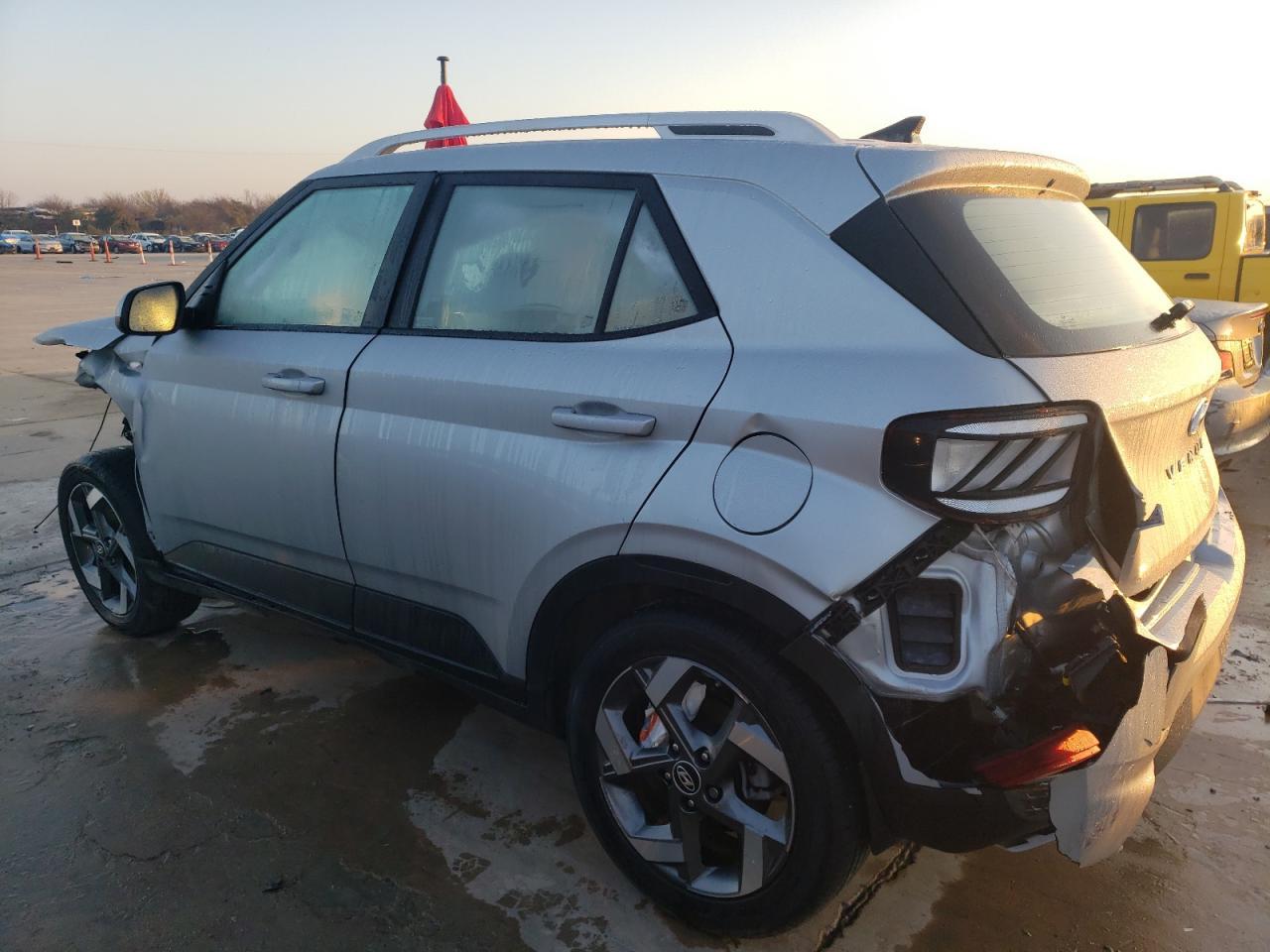 2021 HYUNDAI VENUE SEL - Фото 2