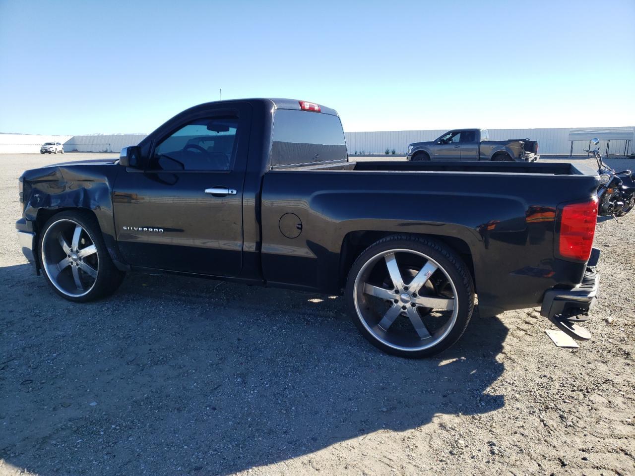 2015 CHEVROLET SILVERADO2 - Image 2
