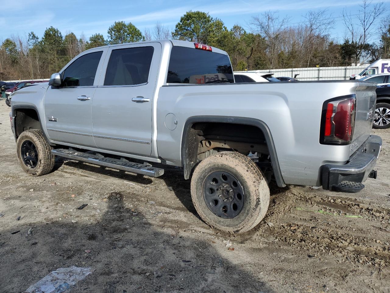 2017 GMC SIERRA K15 - Фото 2