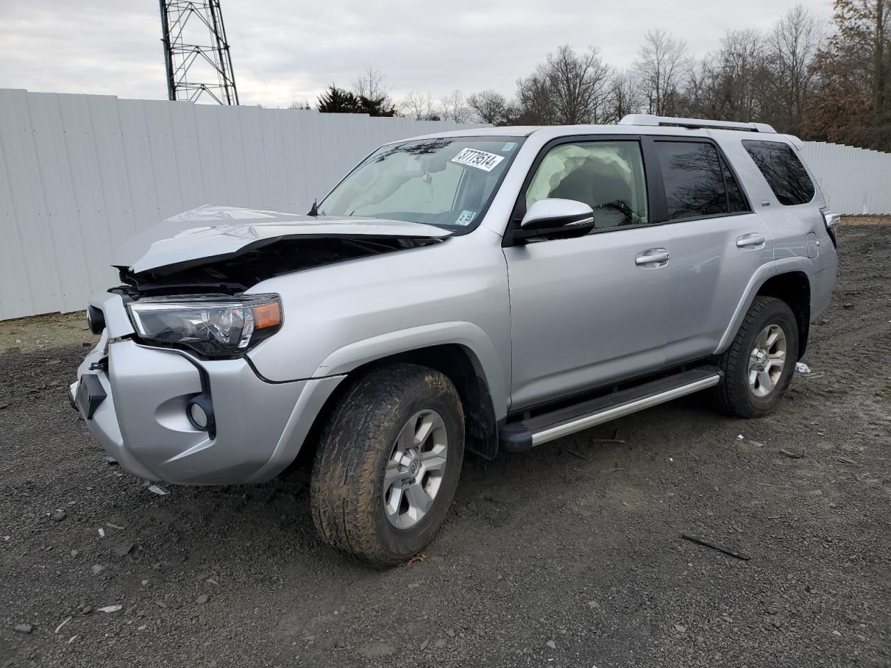 2017 TOYOTA 4RUNNER SR car image