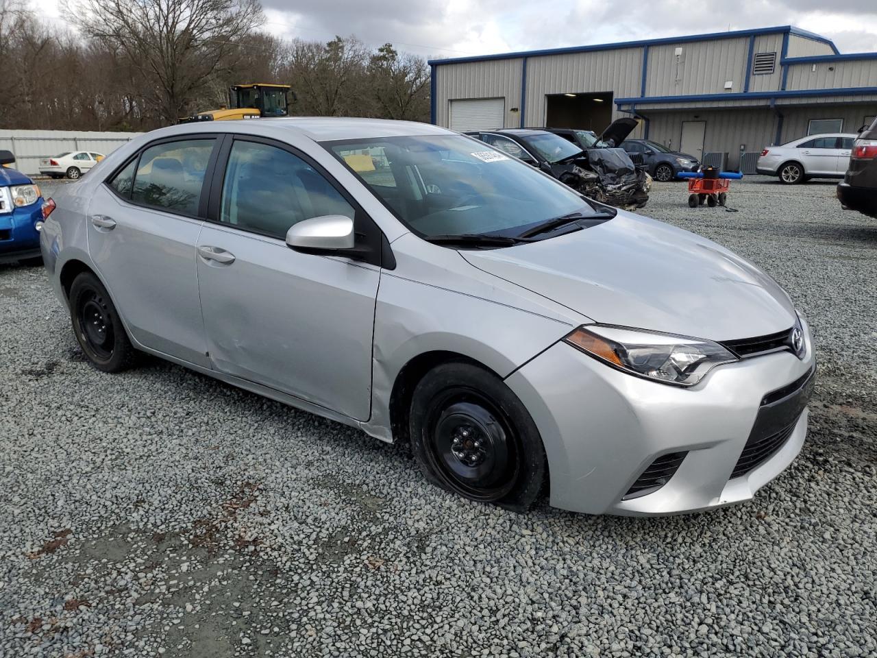 2015 TOYOTA COROLLA L - Image 4