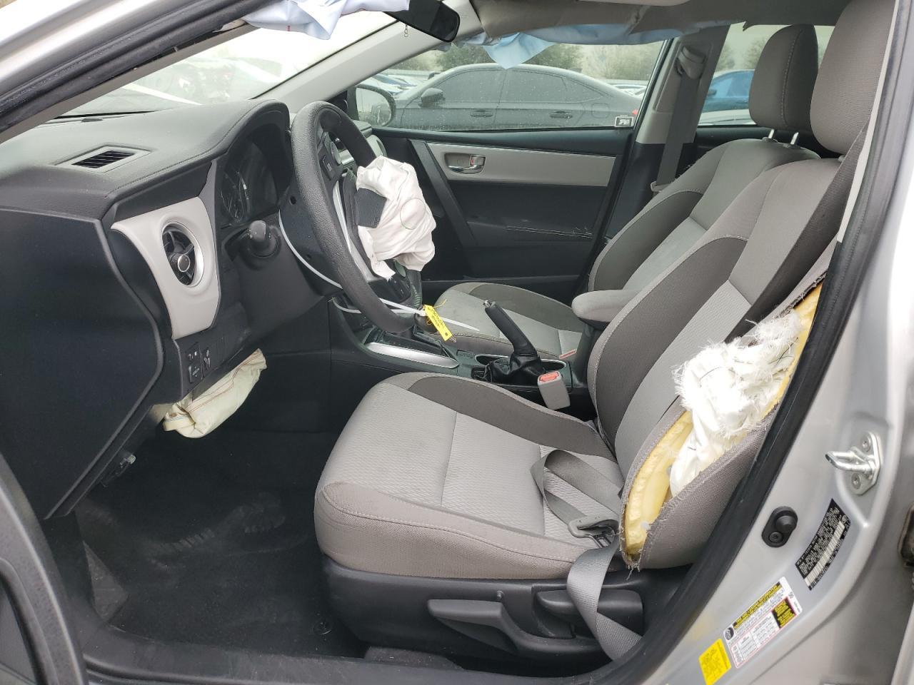 2019 TOYOTA COROLLA L - Фото 7