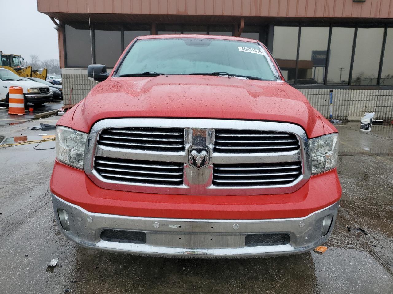 2017 RAM 1500 SLT - Image 5