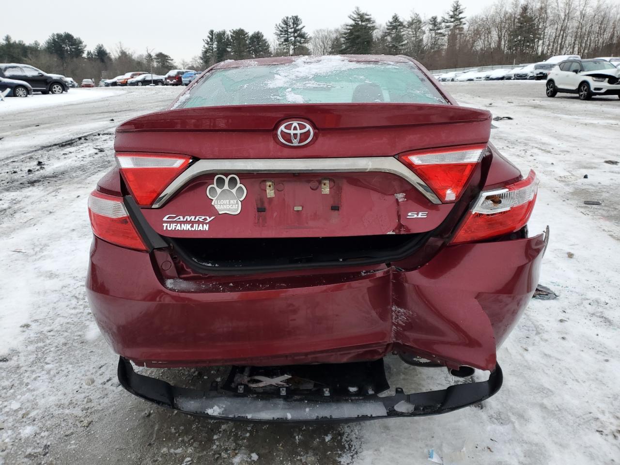 2016 TOYOTA CAMRY LE - Фото 6