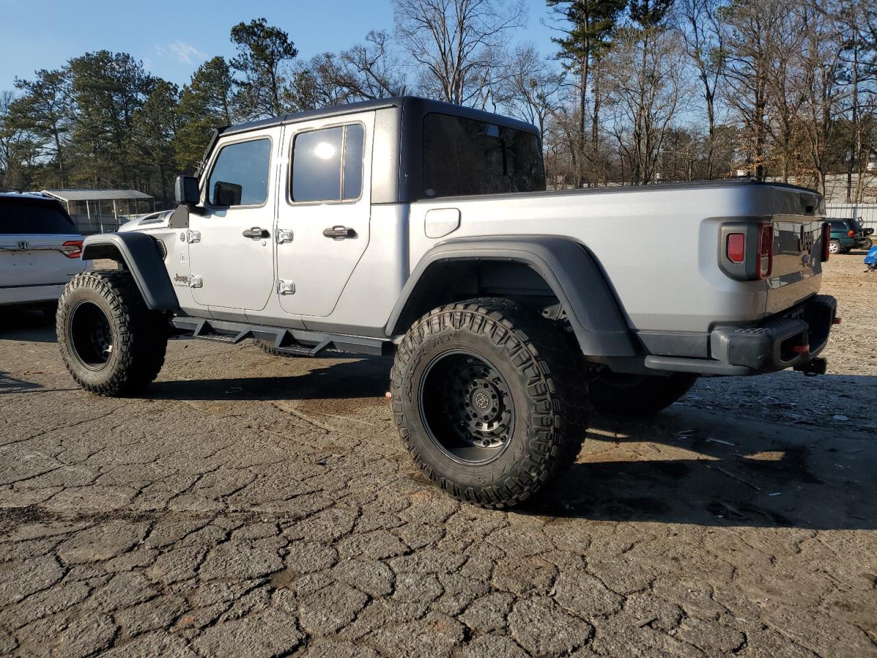 2020 JEEP GLADIATOR - Image 2