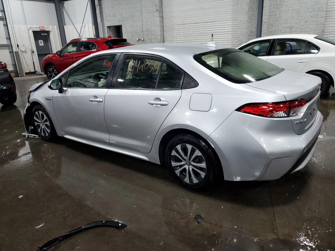 2020 TOYOTA COROLLA LE - Image 2