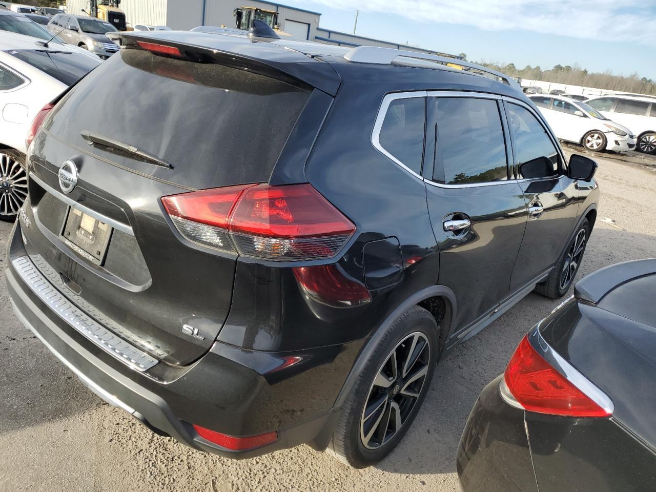 2018 NISSAN ROGUE S - Фото 3