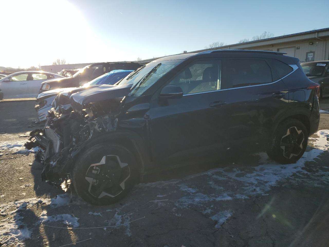 2024 KIA SELTOS EX