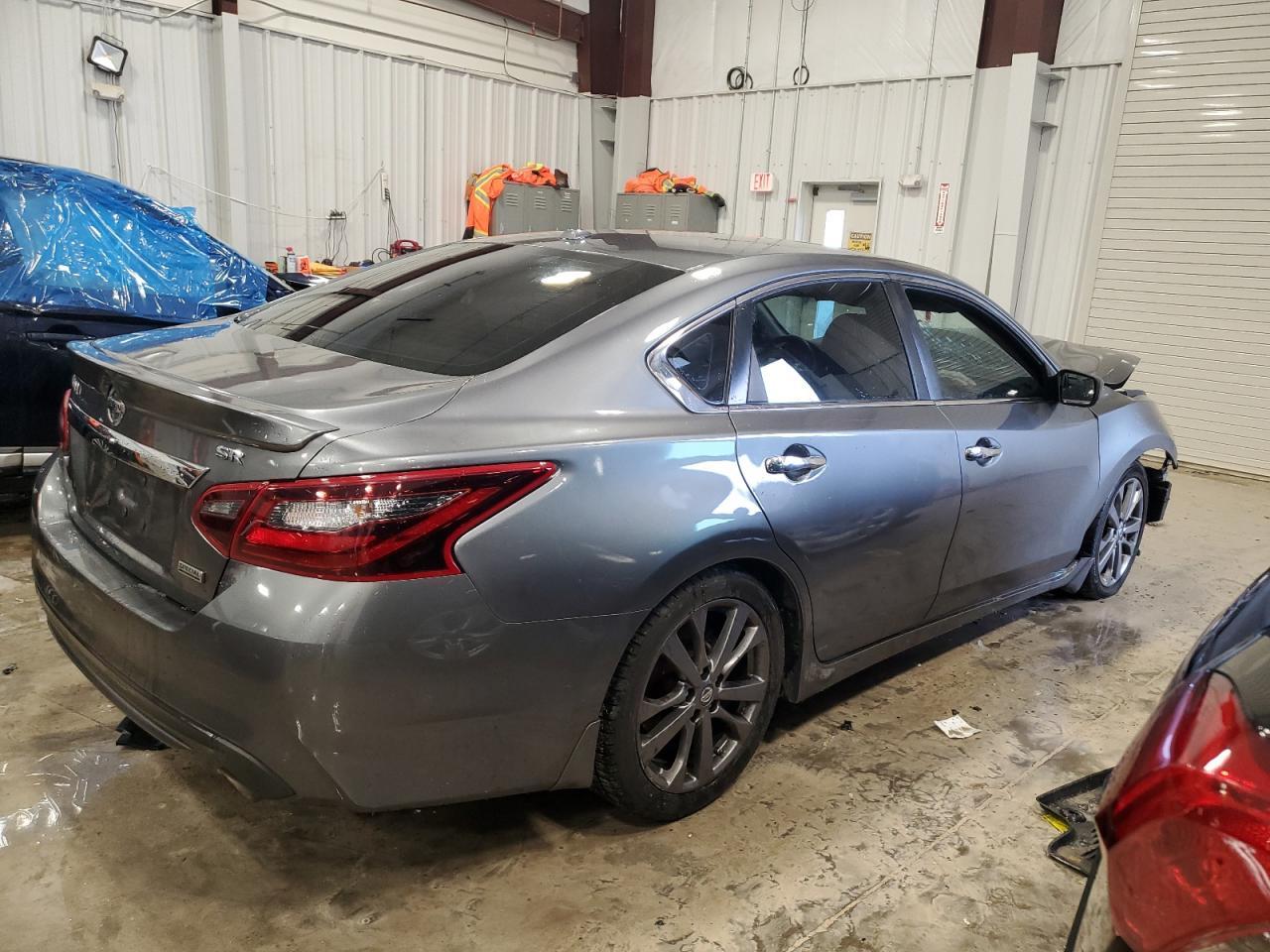 2018 NISSAN ALTIMA 2.5 - Фото 3