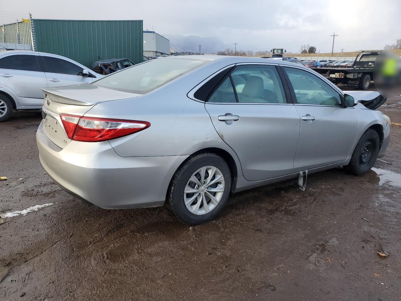 2015 TOYOTA CAMRY LE - Image 3