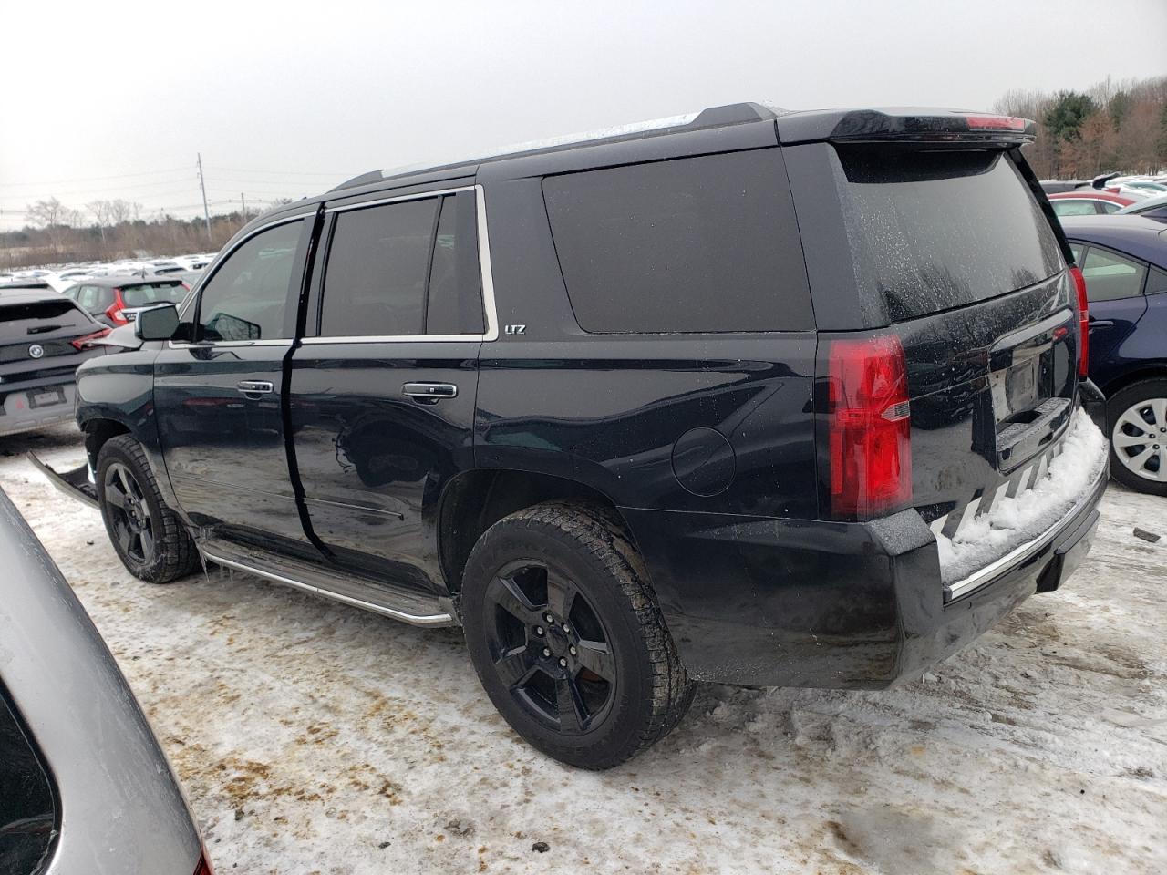 2015 CHEVROLET TAHOE K150 - Фото 2