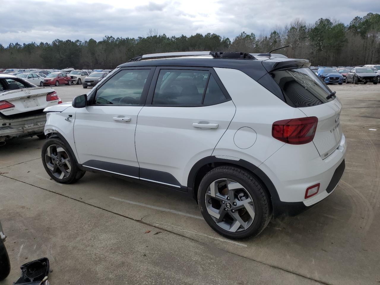 2023 HYUNDAI VENUE SEL - Фото 2