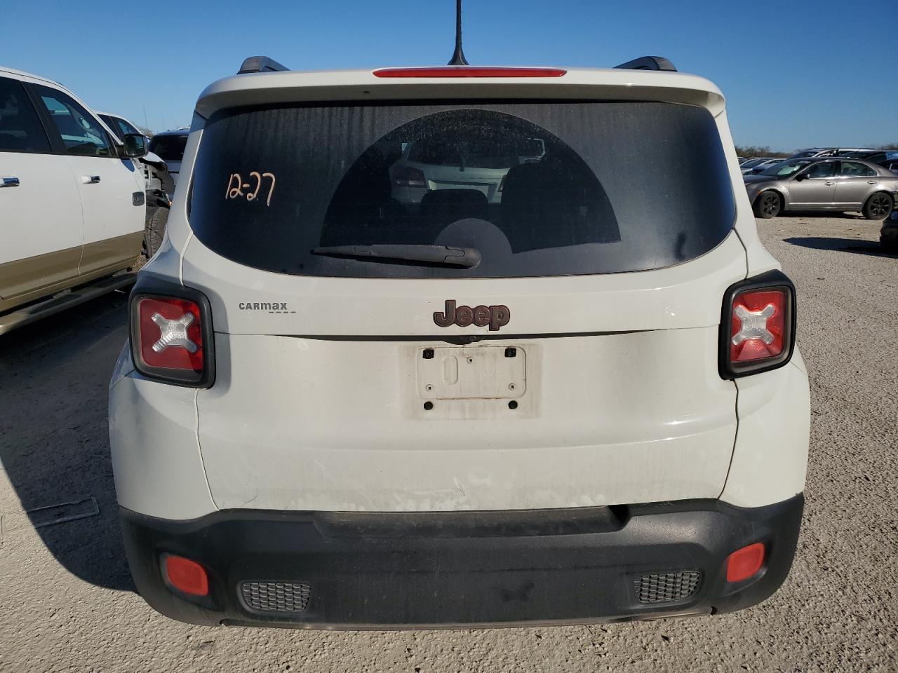 2016 JEEP RENEGADE L - Image 6