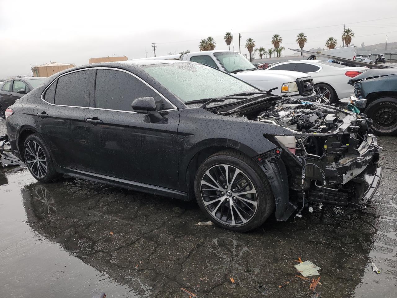 2020 TOYOTA CAMRY SE - Image 4