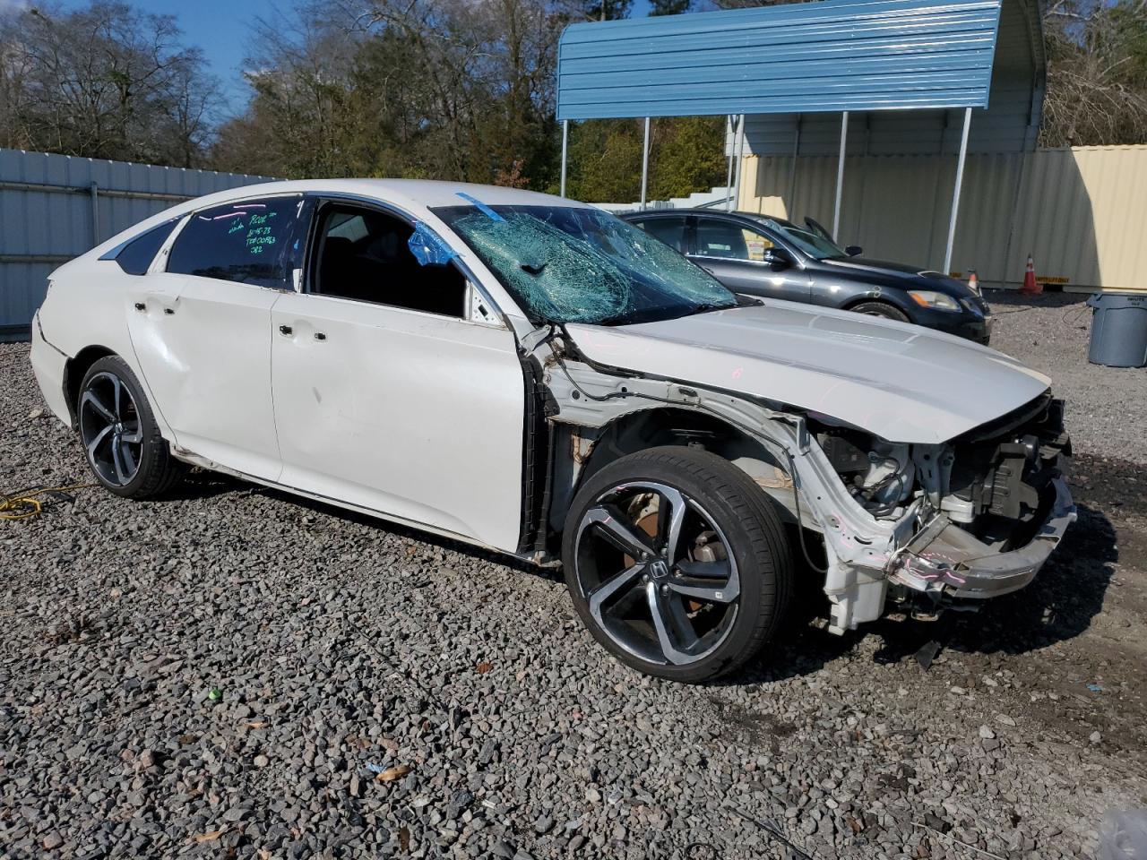 2018 HONDA ACCORD LX - Image 4