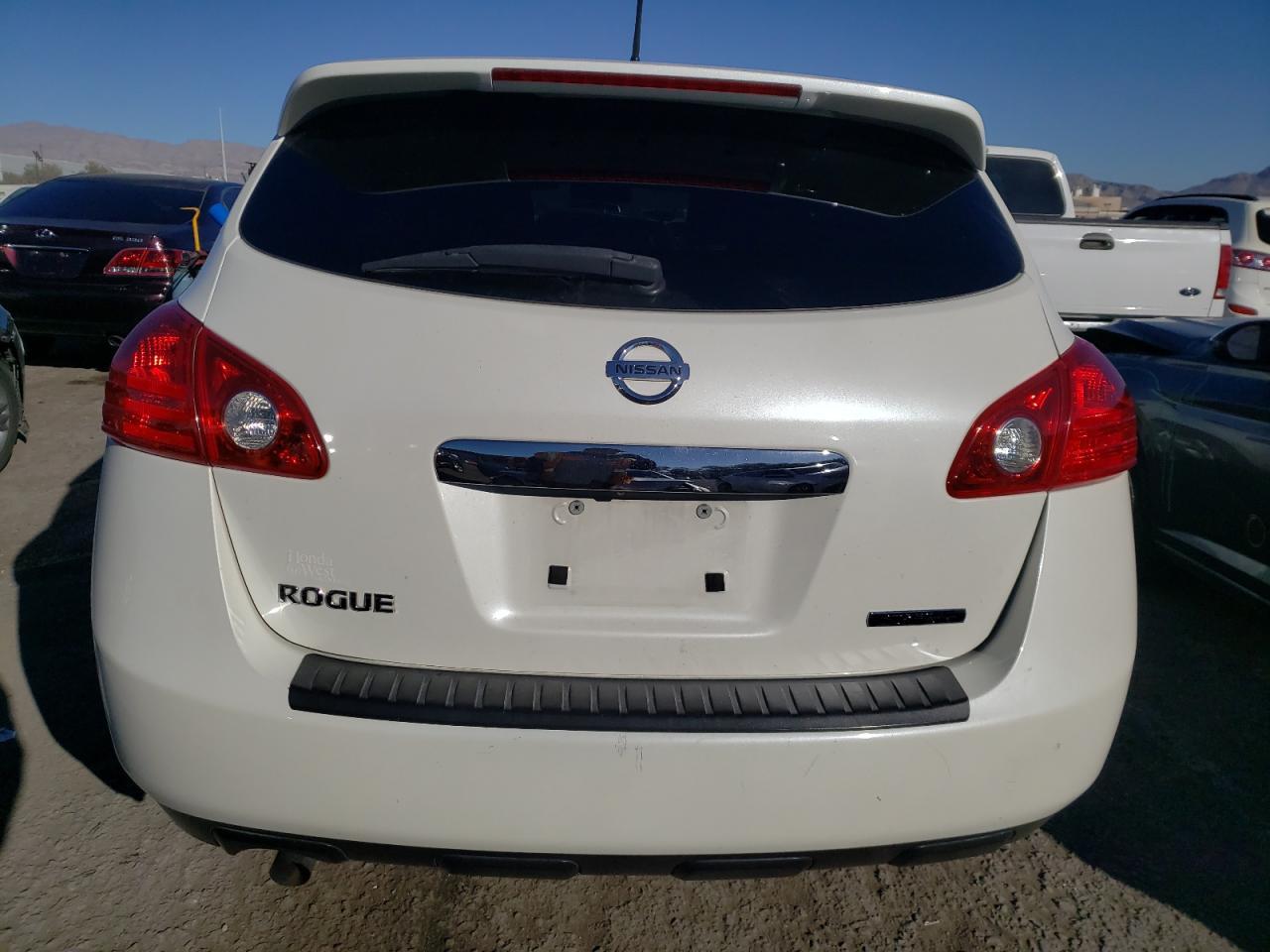 2013 NISSAN ROGUE S - Image 6