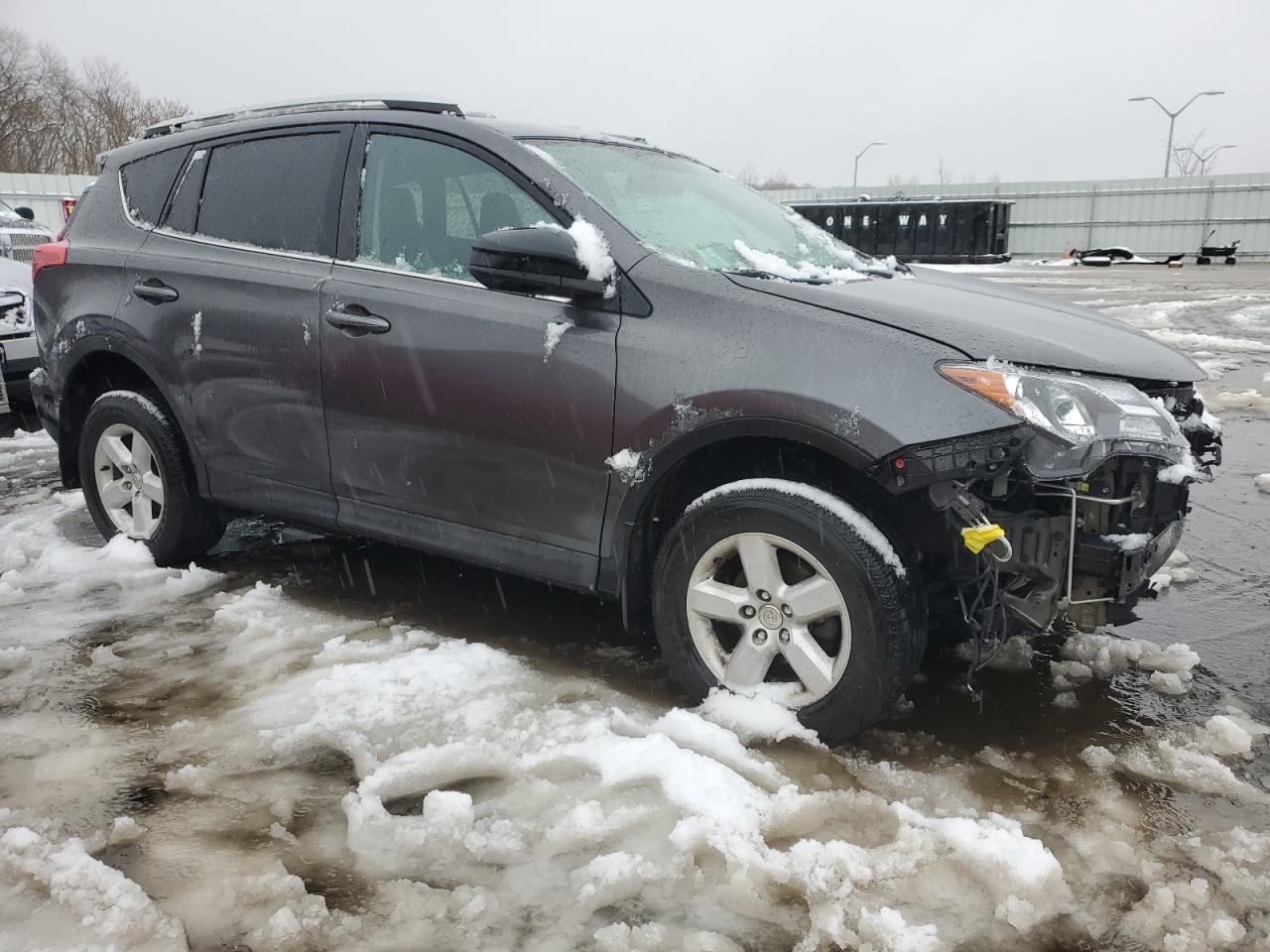 2015 TOYOTA RAV4 LE - Фото 4
