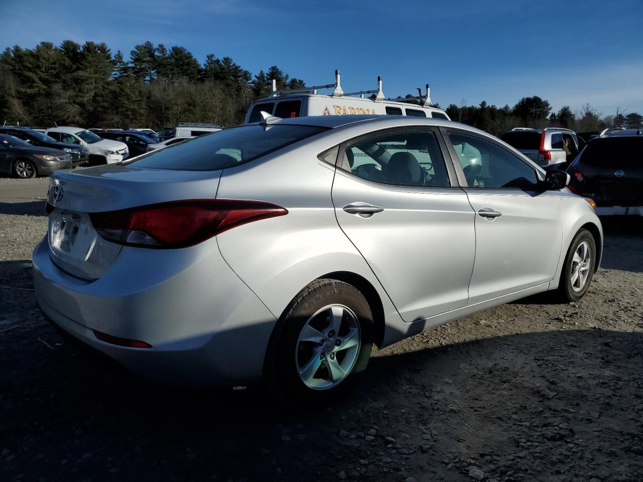 2014 HYUNDAI ELANTRA SE - Фото 3
