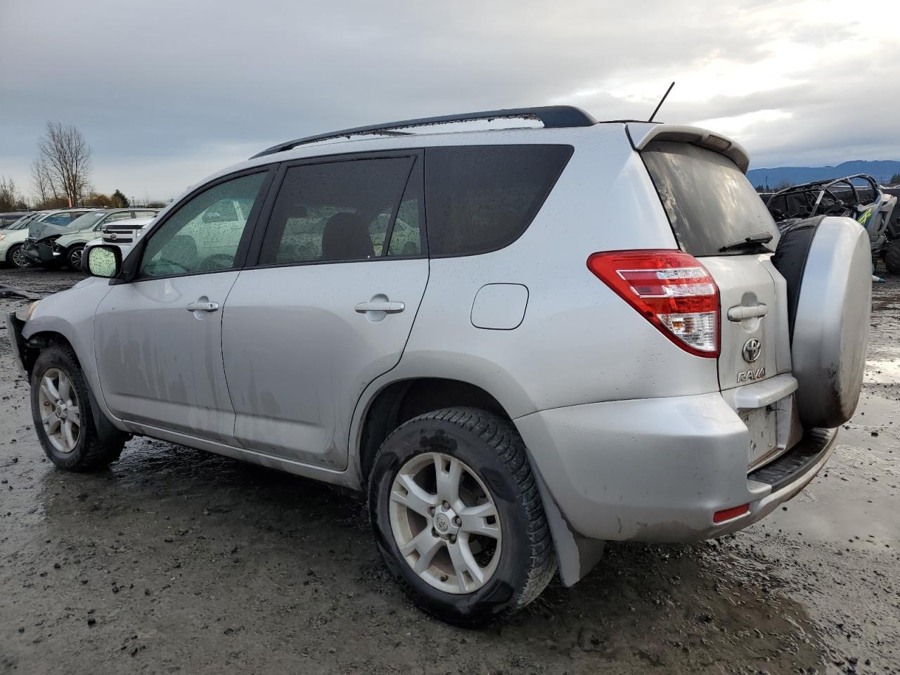 2011 TOYOTA RAV4 - Image 2