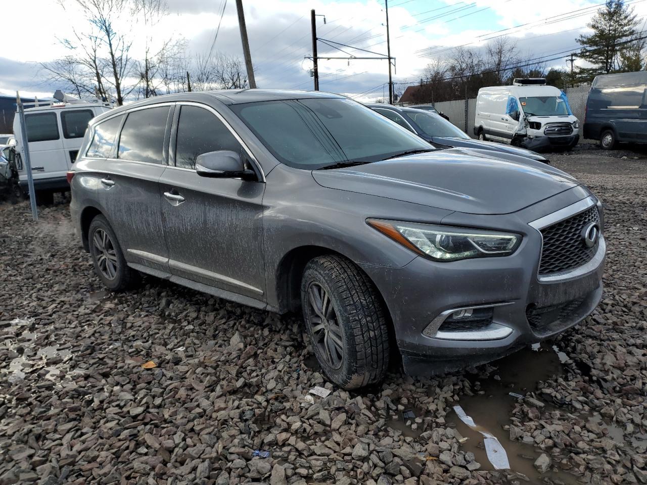 2019 INFINITI QX60 LUXE - Фото 4