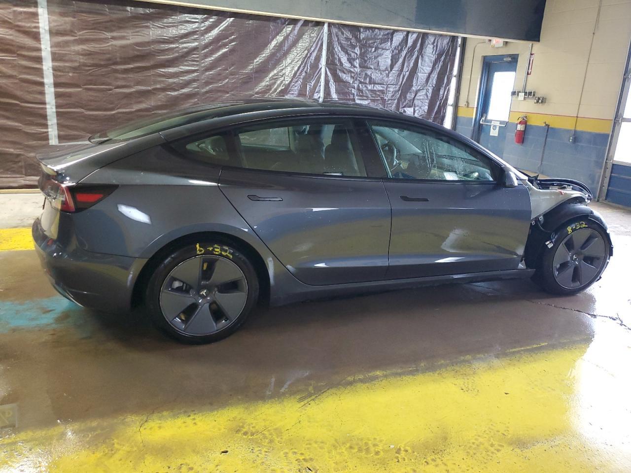 2022 TESLA MODEL 3 - Image 3