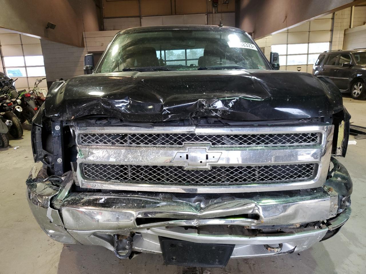 2013 CHEVROLET SILVERADO - Фото 5