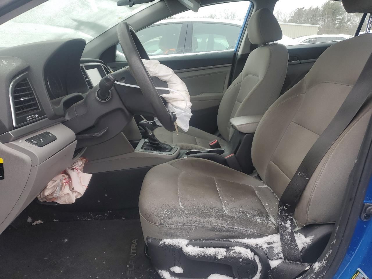 2018 HYUNDAI ELANTRA SE - Фото 7