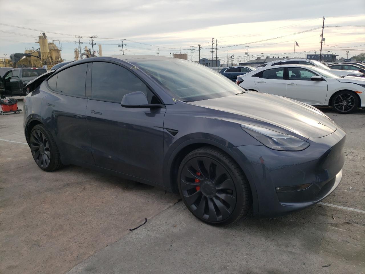 2022 TESLA MODEL Y - Фото 4