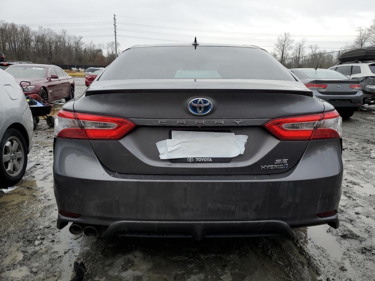 2020 TOYOTA CAMRY SE - Фото 6