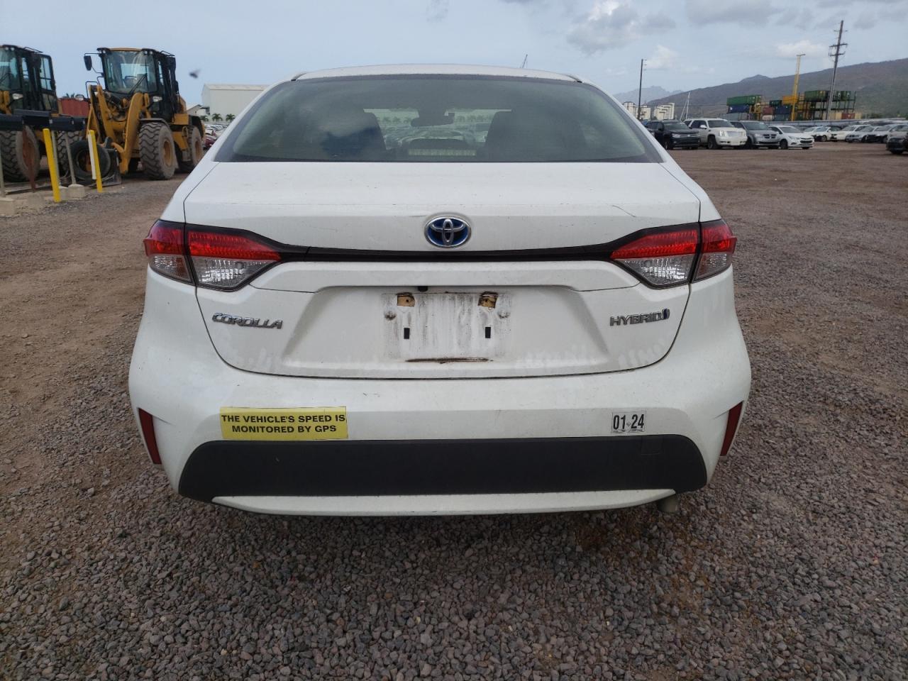 2020 TOYOTA COROLLA LE - Фото 6