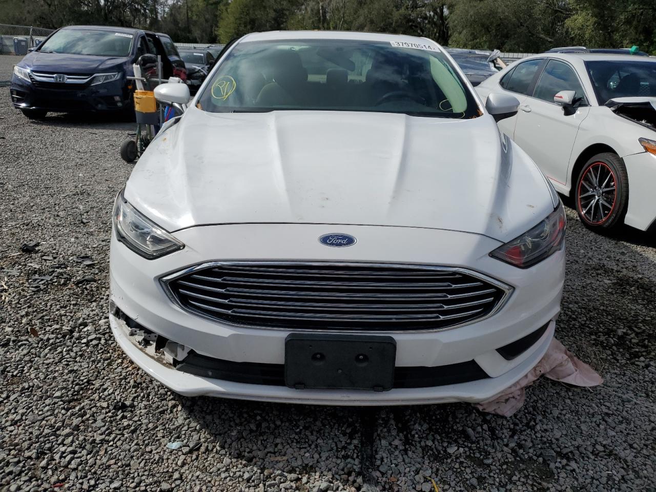 2017 FORD FUSION SE - Image 5