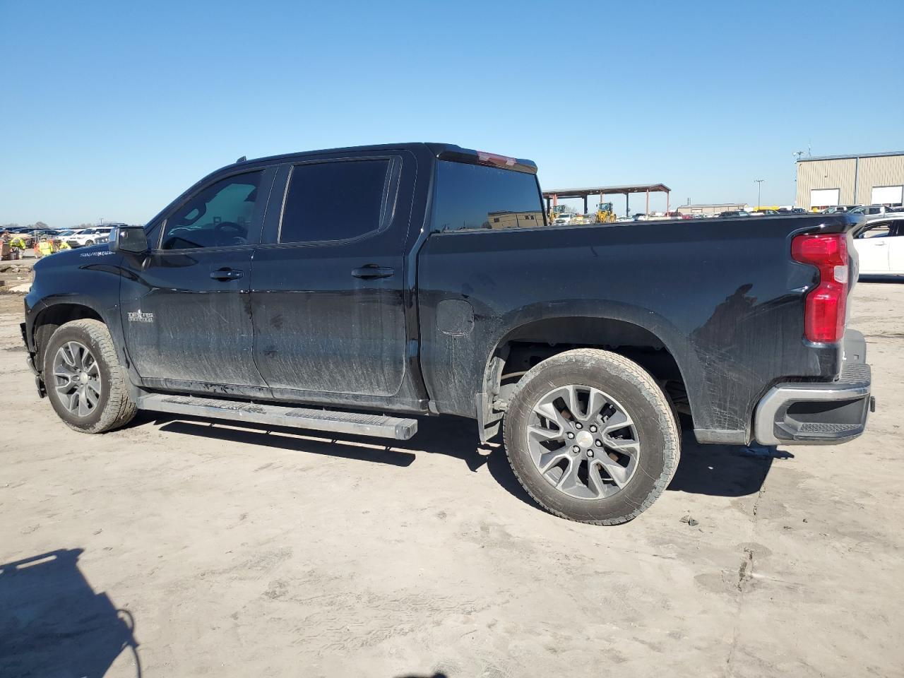 2021 CHEVROLET SILVERADO - Фото 2