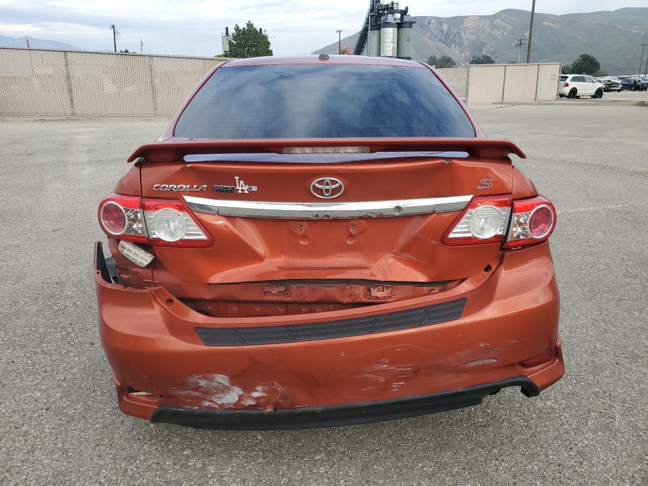 2013 TOYOTA COROLLA BA - Фото 6