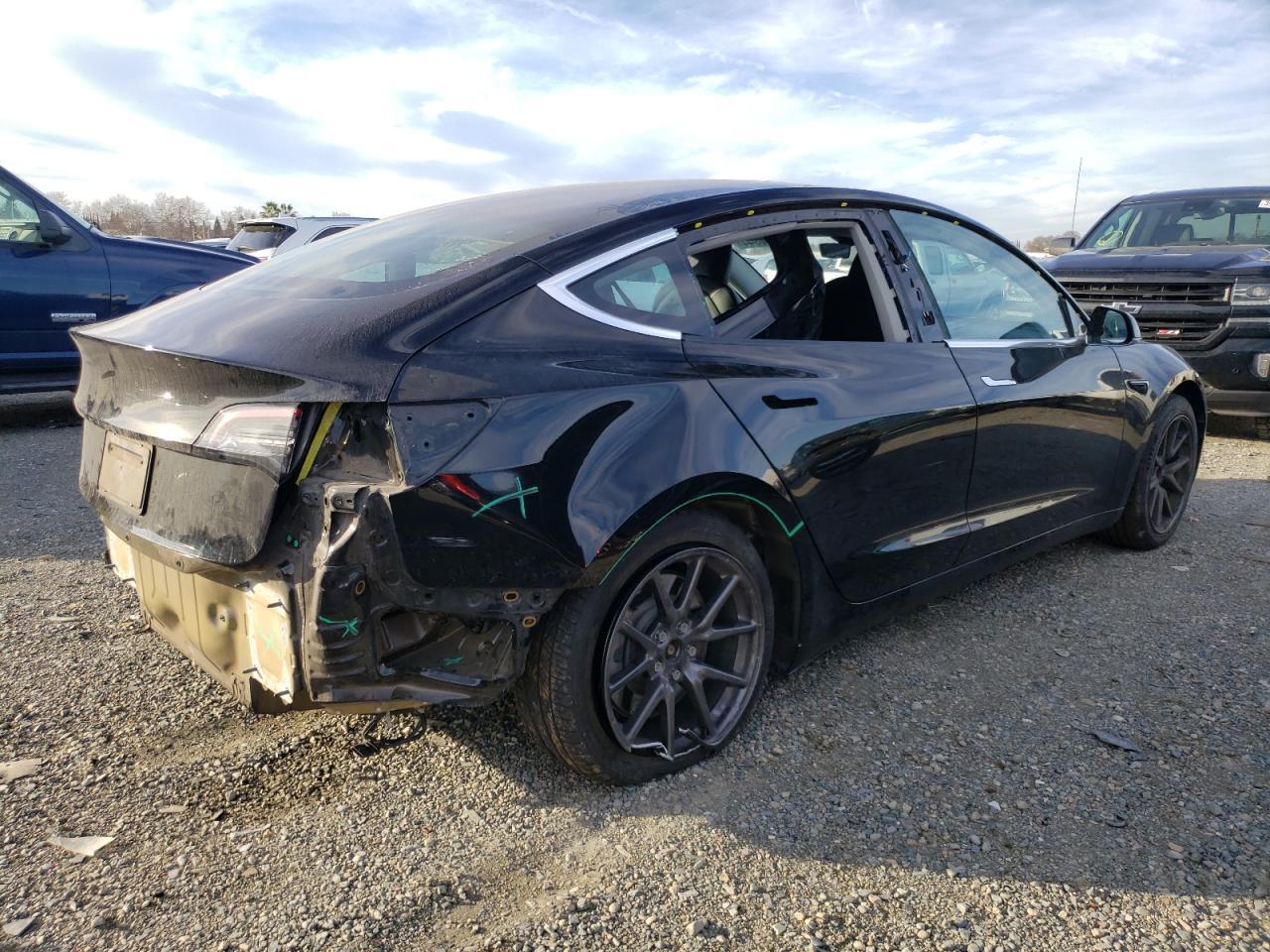 2019 TESLA MODEL 3 - Фото 3