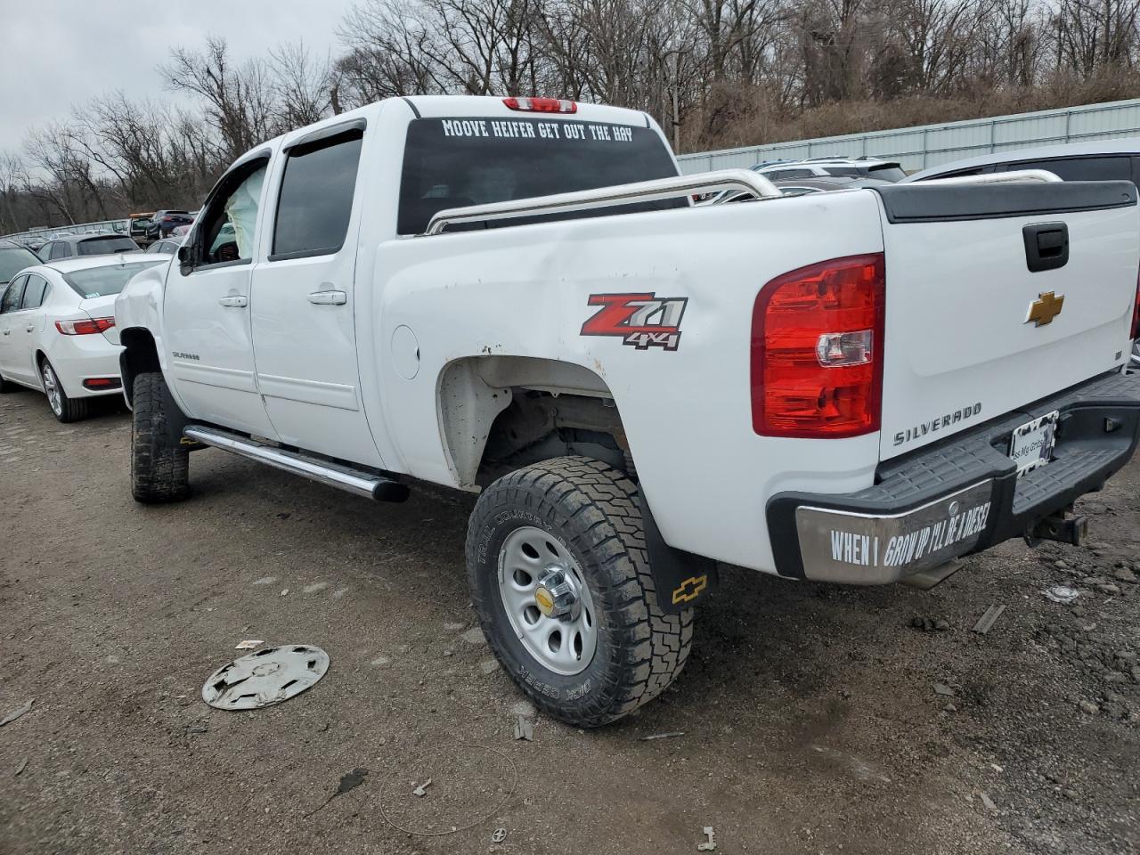 2013 CHEVROLET SILVERADO - Фото 2