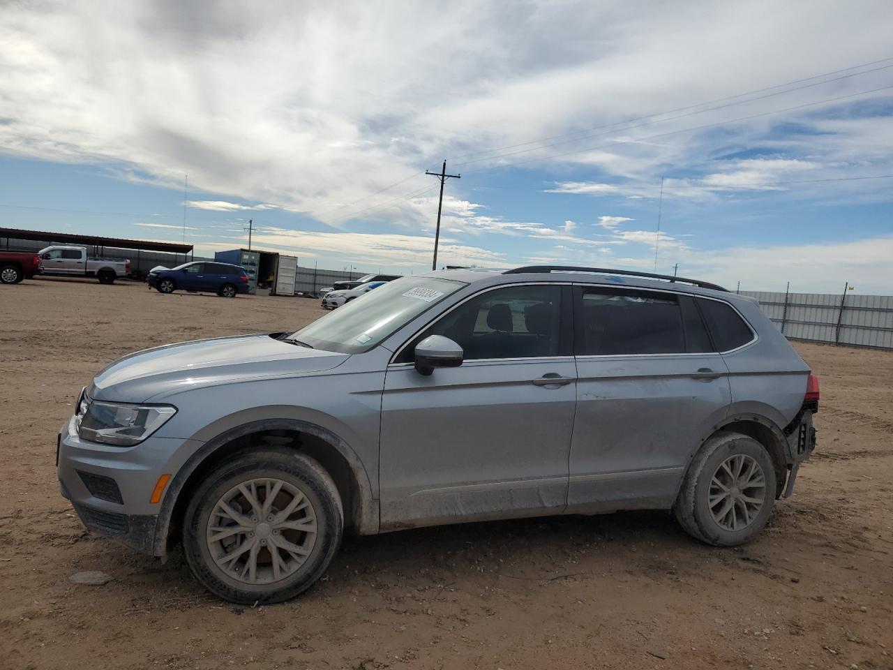 2021 VOLKSWAGEN TIGUAN SE