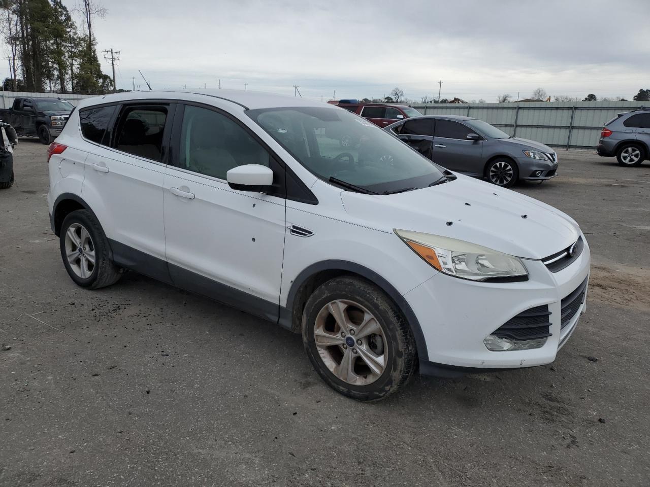 2015 FORD ESCAPE SE - Image 4