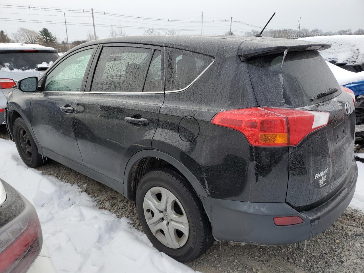 2015 TOYOTA RAV4 LE - Image 2