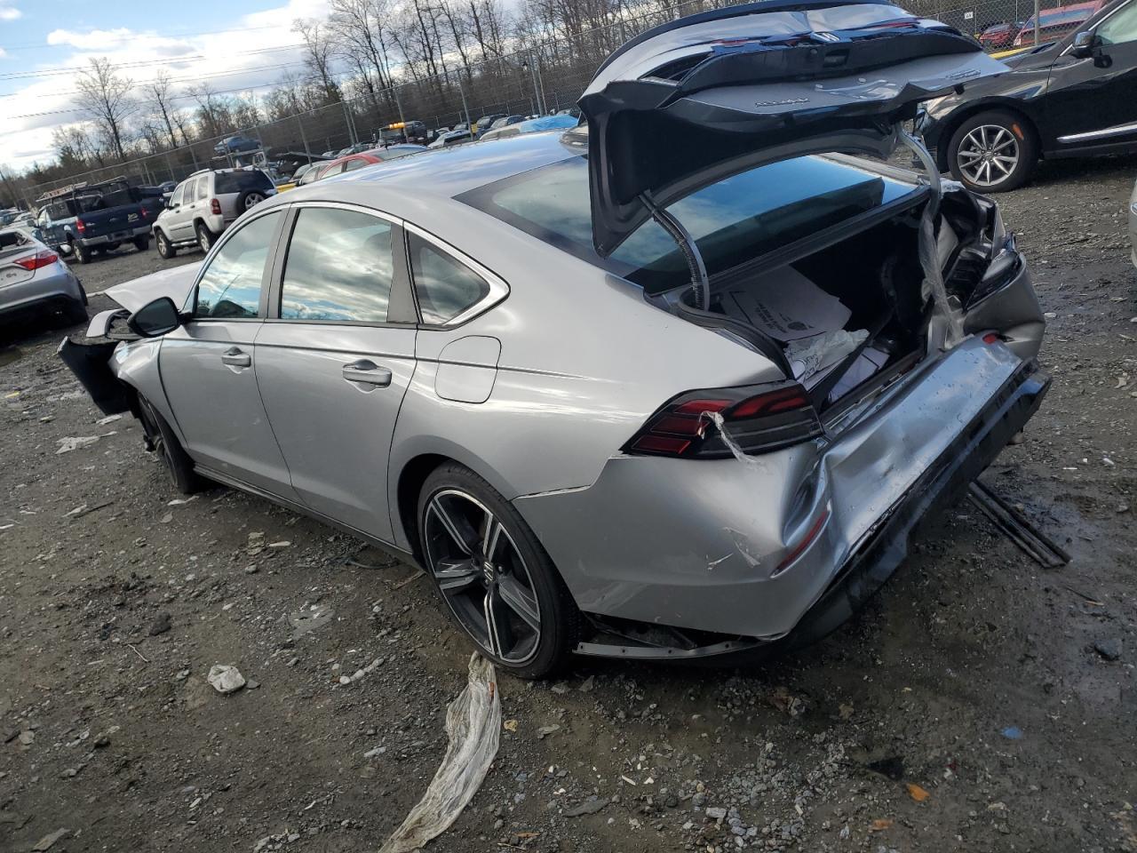 2023 HONDA ACCORD HYB - Image 2