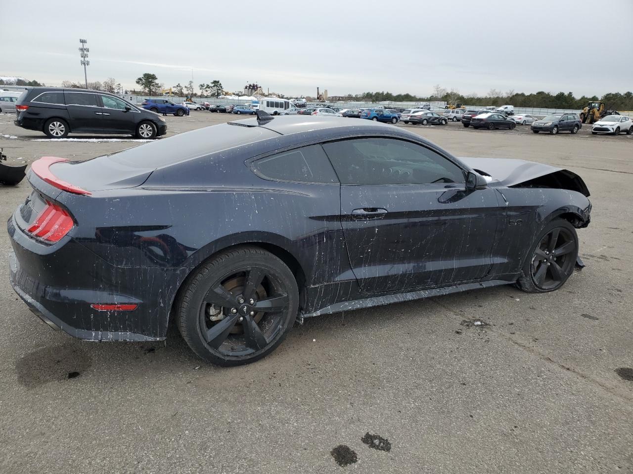 2021 FORD MUSTANG GT - Фото 3