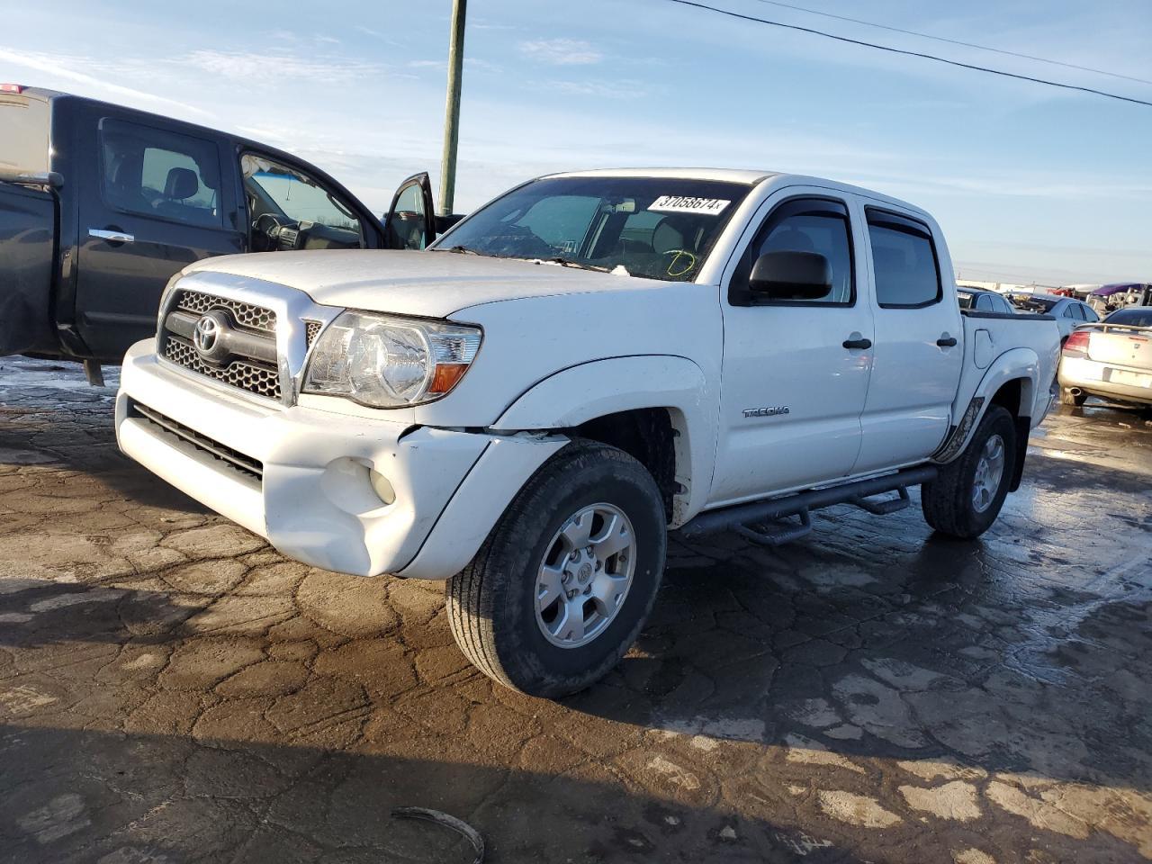 2011 TOYOTA TACOMA DOU