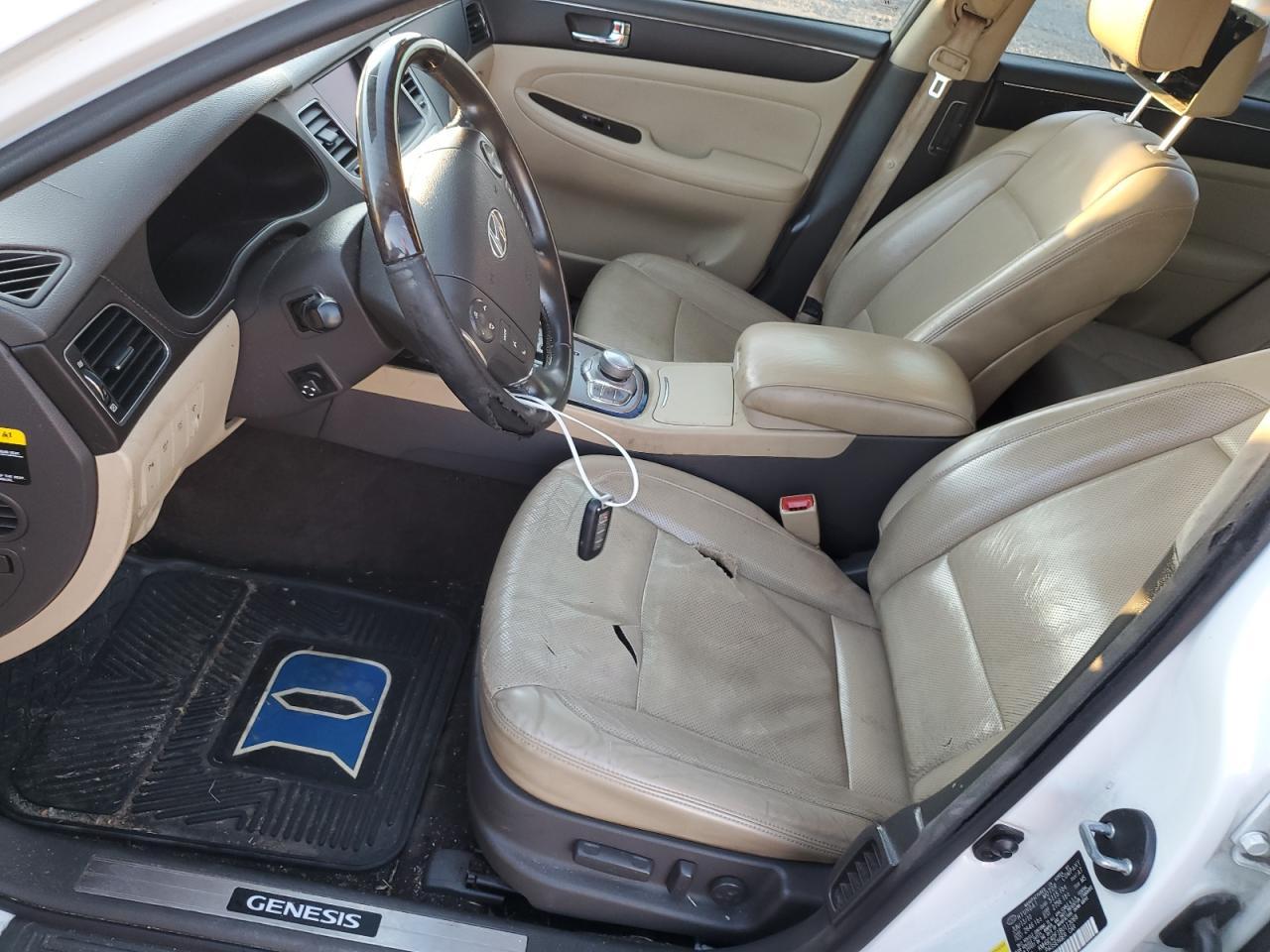 2011 HYUNDAI GENESIS 4. - Image 7