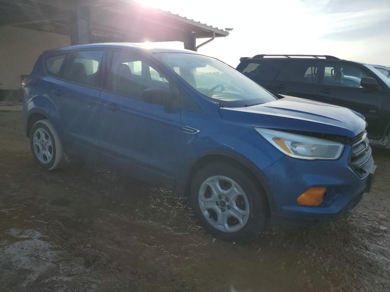 2017 FORD ESCAPE S - Image 4
