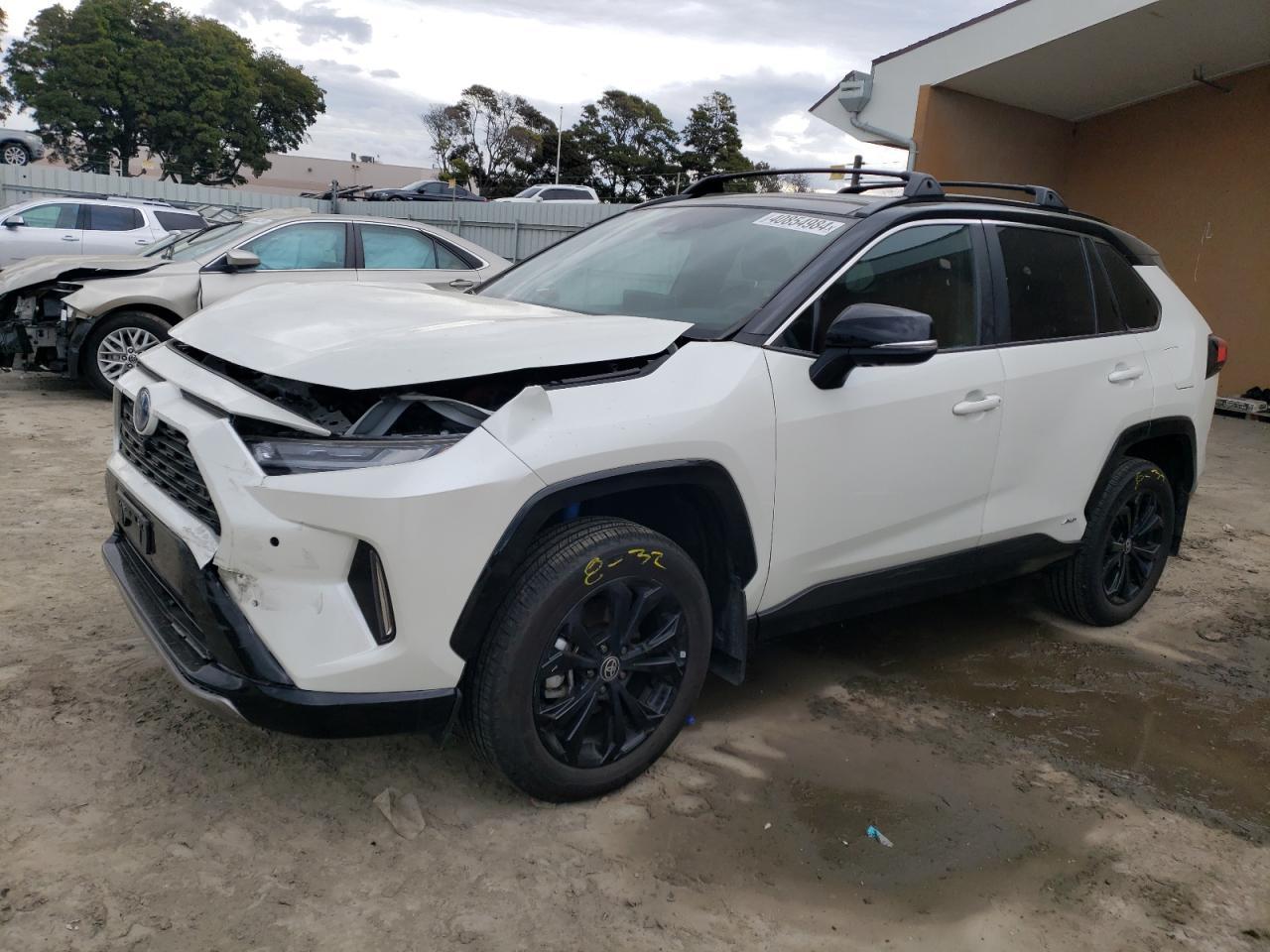 2022 TOYOTA RAV4 XSE car image