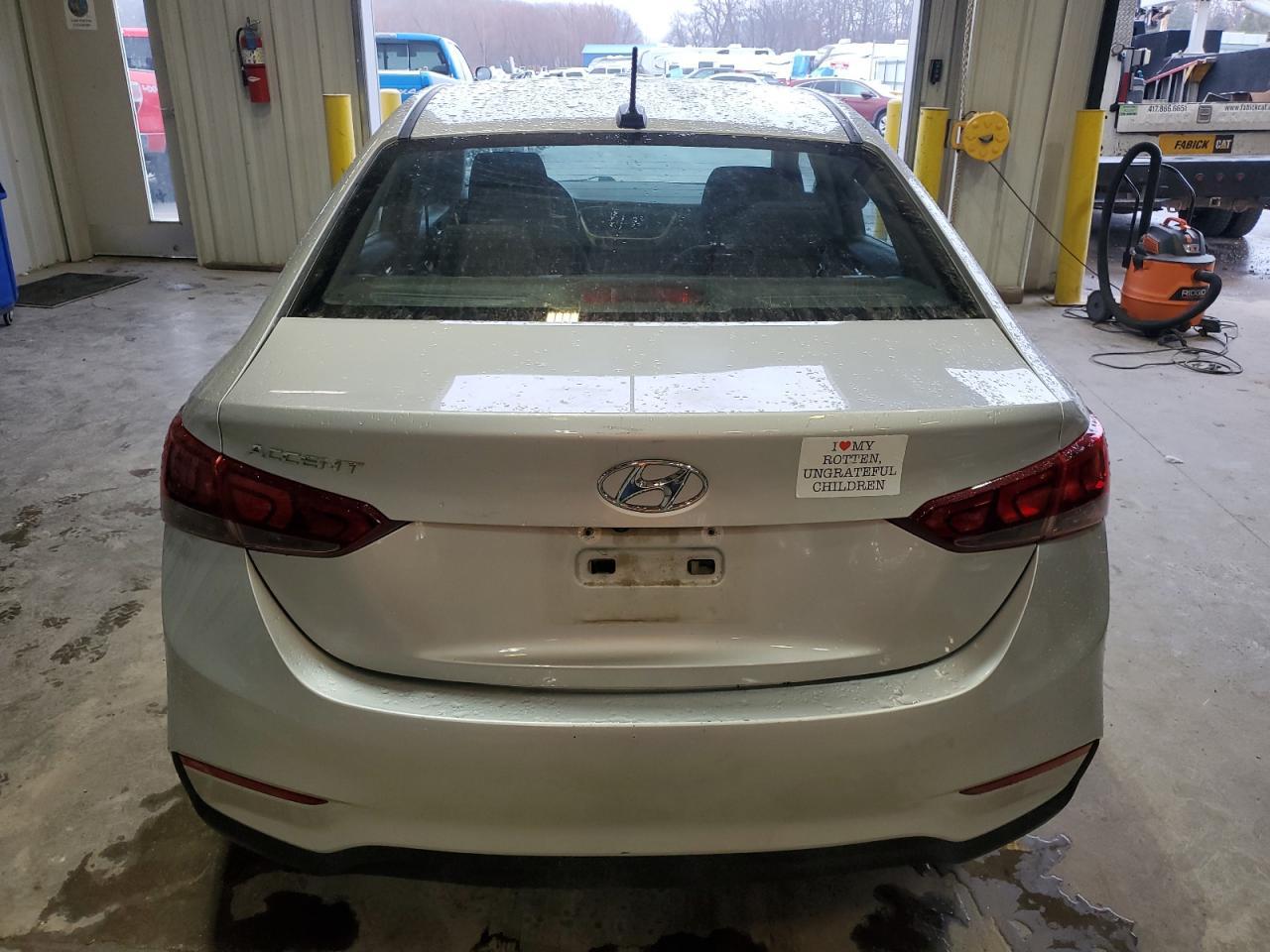 2019 HYUNDAI ACCENT SE - Image 6