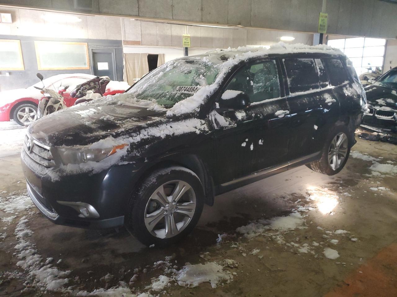 2011 TOYOTA HIGHLANDER